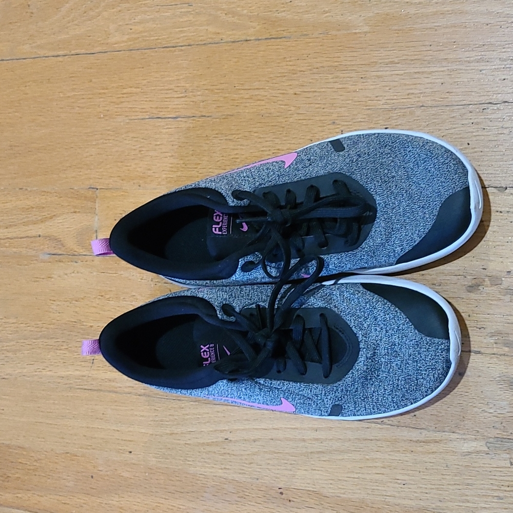 Nike Flex Running Sneakers 8
